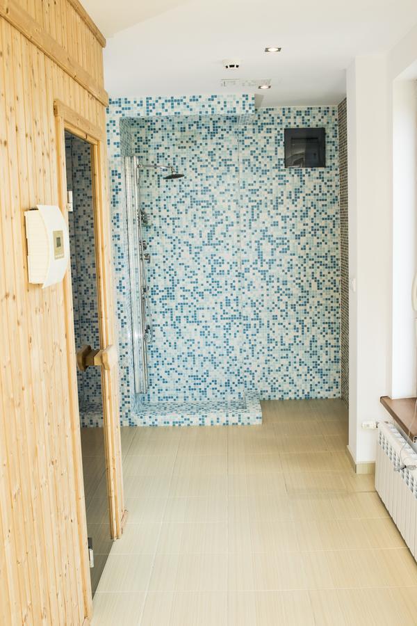 Boutique Hotel The White Pine サモコフ エクステリア 写真