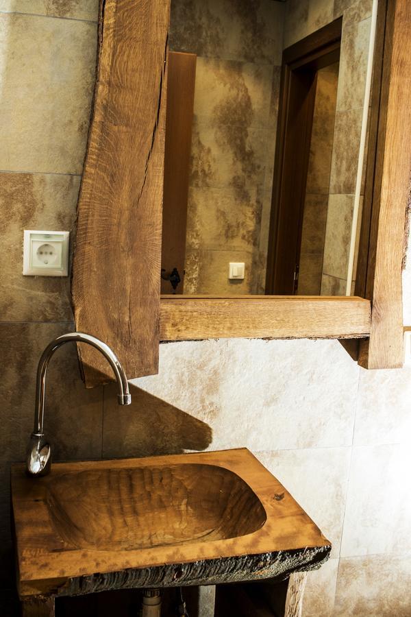 Boutique Hotel The White Pine サモコフ エクステリア 写真